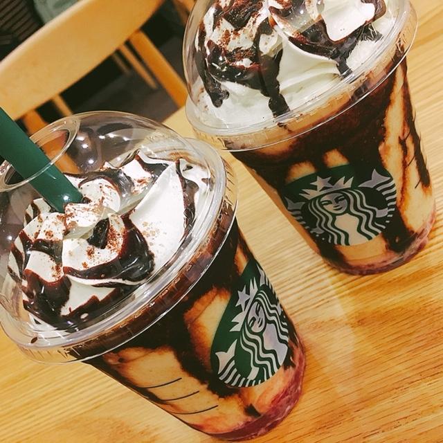 スタバの新作！ハロウィン限定フラペチーノ！